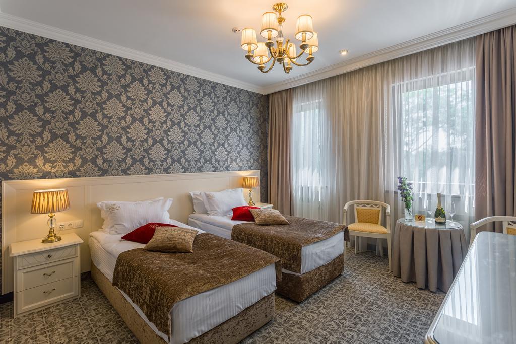 De Volan Boutique Hotel Odesa Exterior photo