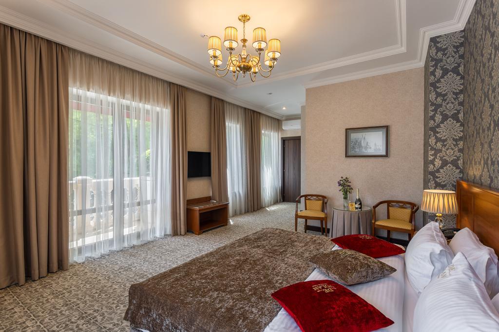 De Volan Boutique Hotel Odesa Exterior photo