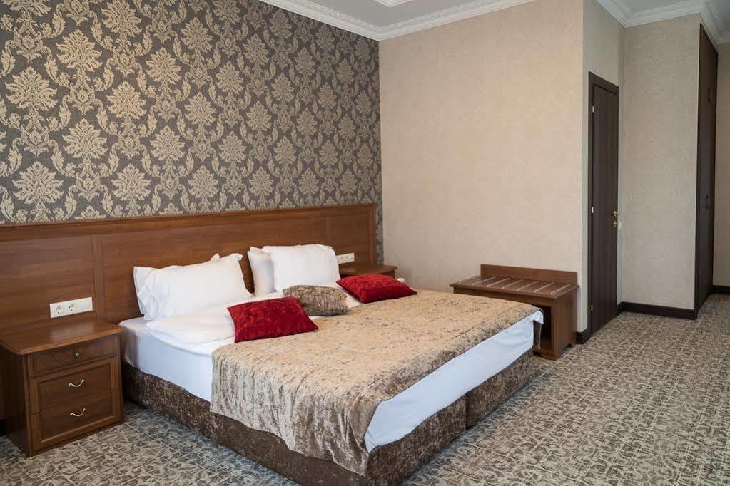 De Volan Boutique Hotel Odesa Exterior photo