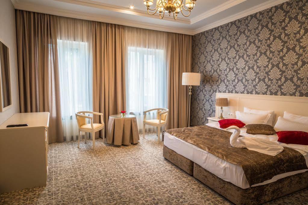 De Volan Boutique Hotel Odesa Exterior photo