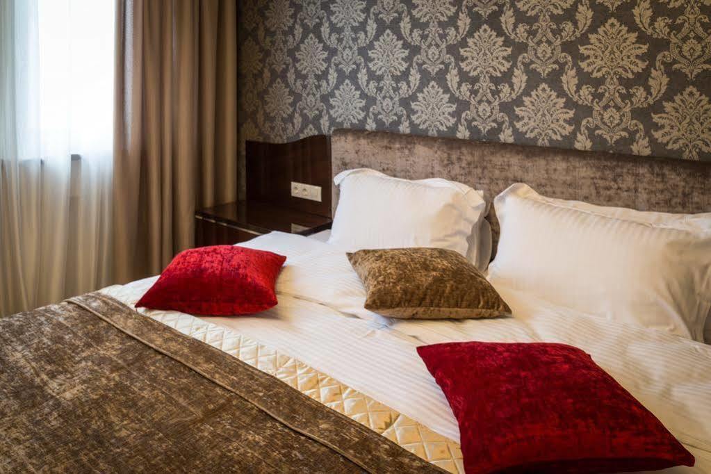 De Volan Boutique Hotel Odesa Exterior photo
