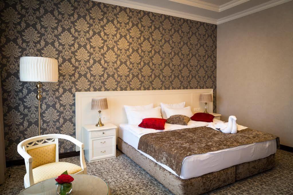 De Volan Boutique Hotel Odesa Exterior photo